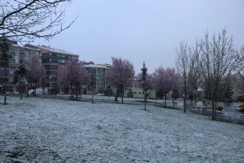 Haziran Ayında Kar Sürprizi: Mevsim Normalleri Dışındaki Hava Olayları