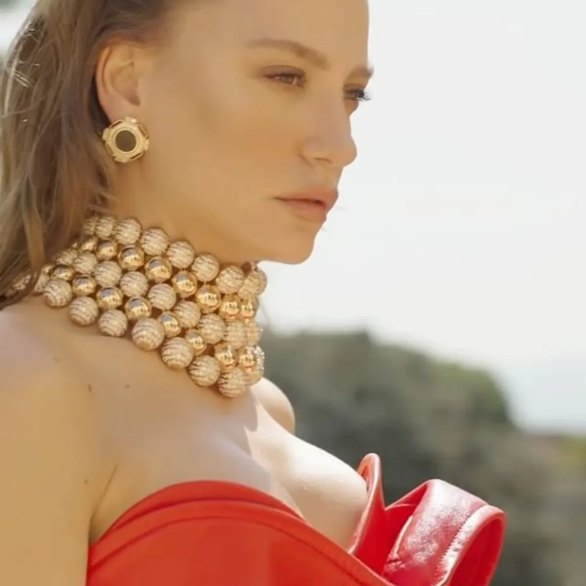 Serenay Sarıkaya: Roma’da Fellini Filmi Hissi Serenay Sarıkaya: Roma’da Fellini Filmi Hissi