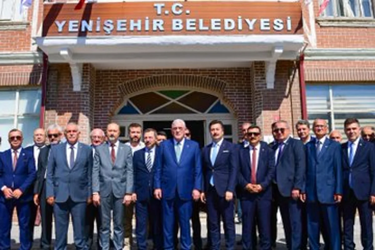 İYİ Parti Genel Başkan Yardımcısı Müsavat Dervişoğlu, Bursa'nın Yenişehir ilçesinde Belediye Başkanı Ercan Özel'i ziyaret etti İYİ Parti Genel Başkan Yardımcısı Müsavat Dervişoğlu, Bursa'nın Yenişehir ilçesinde Belediye Başkanı Ercan Özel'i ziyaret etti