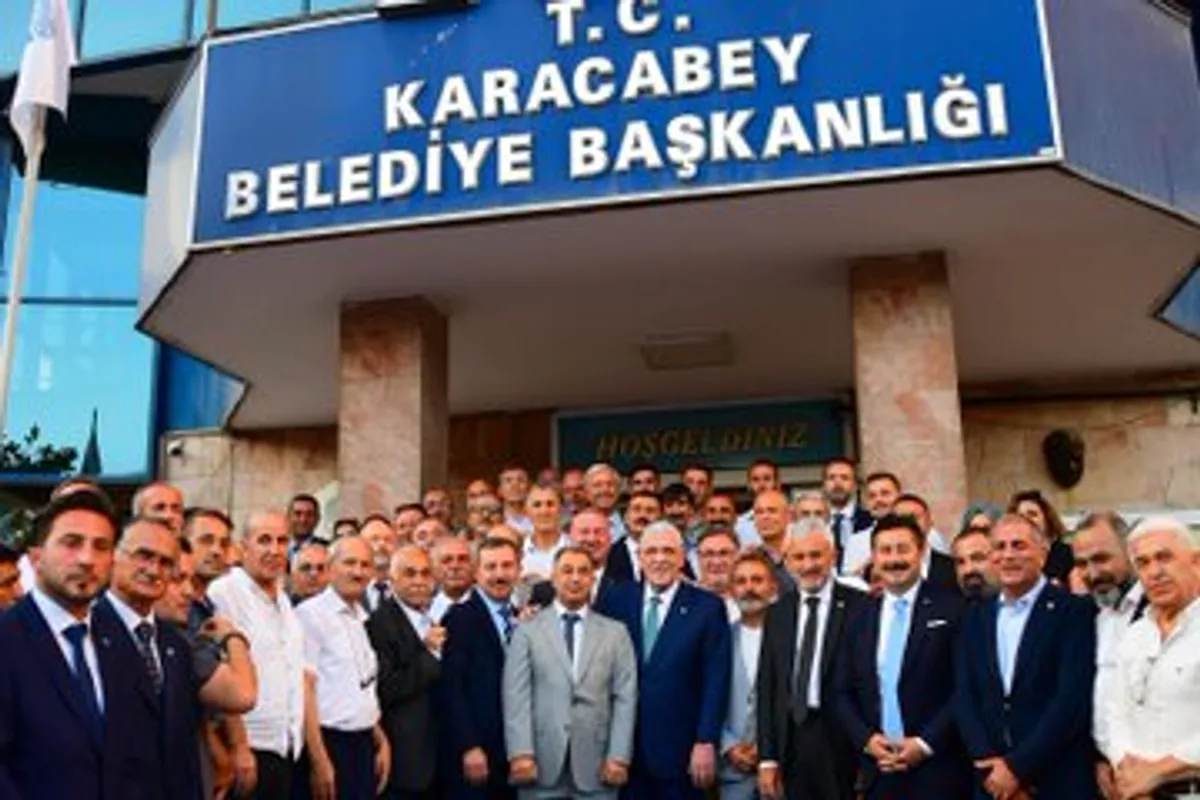 İYİ Parti Genel Başkanı Müsavat Dervişoğlu Karacabey'de Ziyaretler Gerçekleştirdi İYİ Parti Genel Başkanı Müsavat Dervişoğlu Karacabey'de Ziyaretler Gerçekleştirdi