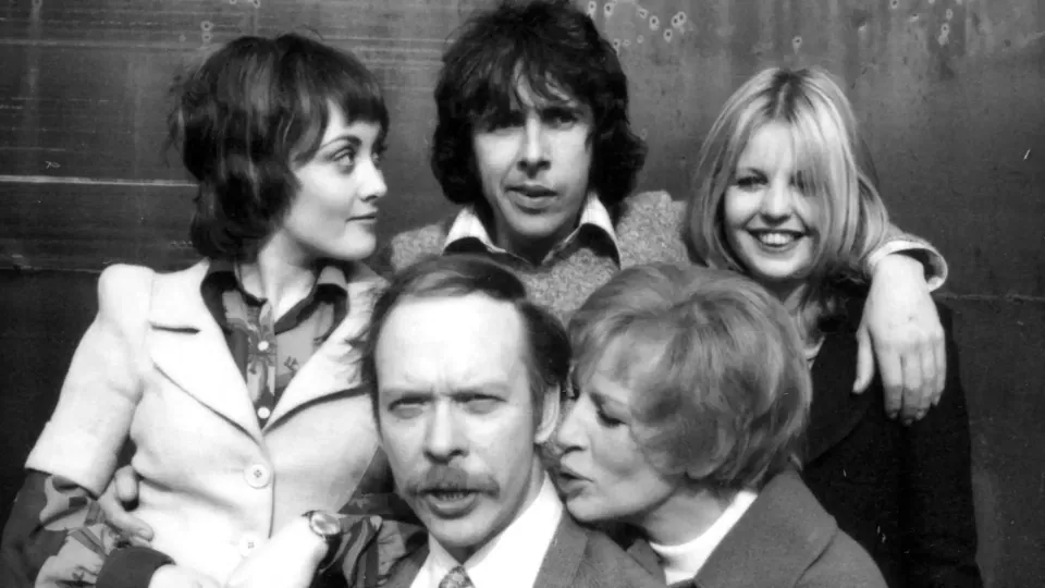 Man About the House Oyuncuları Nerede? Richard O'Sullivan Ölüm Haberleri Yalan Çıktı görseli