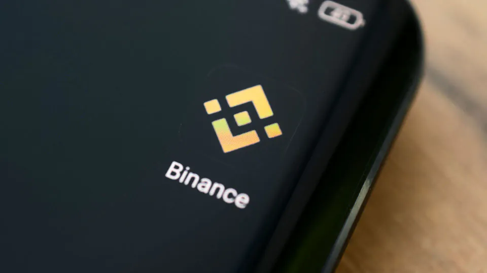 Binance Yunanistan MiCA Başvurusunu Geri Çekti: Avrupa Stratejisi Değişiyor görseli