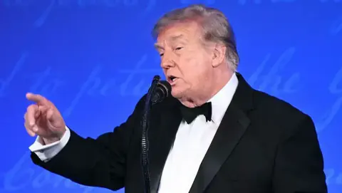 Trump'tan 'Trump 2028' Çıkışı: Beyaz Saray Akşam Yemeğinde Şok Açıklama