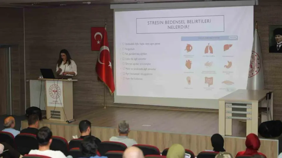 Bayburt İl Sağlık Müdürlüğü'nde Personele Stres Yönetimi Eğitimi Verildi görseli