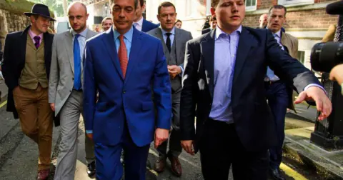 Nigel Farage'den George Cottrell ve 5 Milyon Sterlinlik Bağış Açıklaması