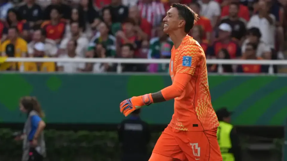 Dünya Kupası'nda Uruguay Şoku: Muslera'nın Kabusu Veda Getirdi görseli