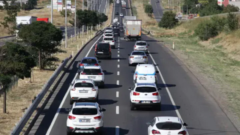Dacia Striker Türkiye'de Aralık 2026'da Satışa Çıkıyor: Yerlilik Oranı ve ÖTV Avantajı Belirlendi