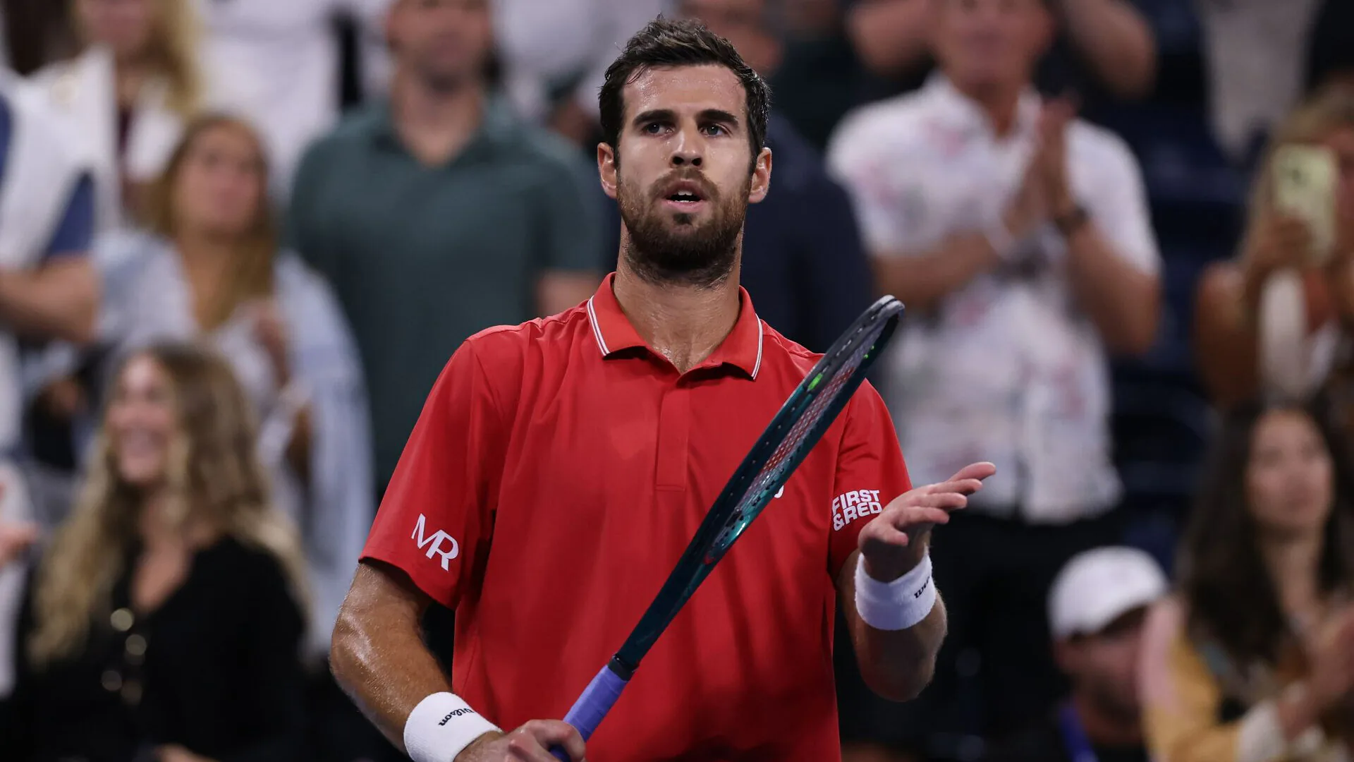 Haçanov, Bloks'un sakatlanmasıyla US Open yarı finalinde Haçanov, Bloks'un sakatlanmasıyla US Open yarı finalinde