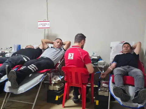 Kurtalan'da Kan Bağışında Rekor: 120 Ünite Kan Toplandı