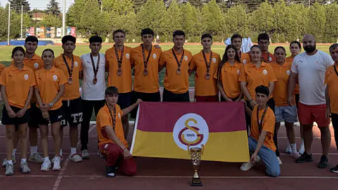 Galatasaray U16 Atletizm Takımı Eskişehir'de Tarih Yazdı: Türkiye Dereceleri Geldi