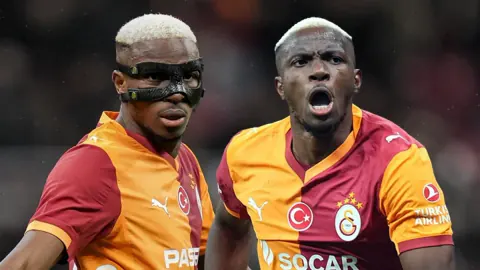 Victor Osimhen'den Galatasaray mesajı: 'Burada çok mutluyum'