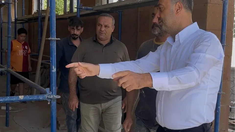 AK Parti Tatvan Başkanı Ayaz, yaptırdığı camiyi inceledi: Hizmete hazırlanıyor görseli
