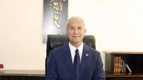 Alanya Belediye Başkanı Özçelik CHP'den istifa etti: "İhraç süreci fayda getirmez"