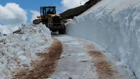 Rize Yaylalarında Haziran Sürprizi: Kar ve Çığla Mücadele Sürüyor