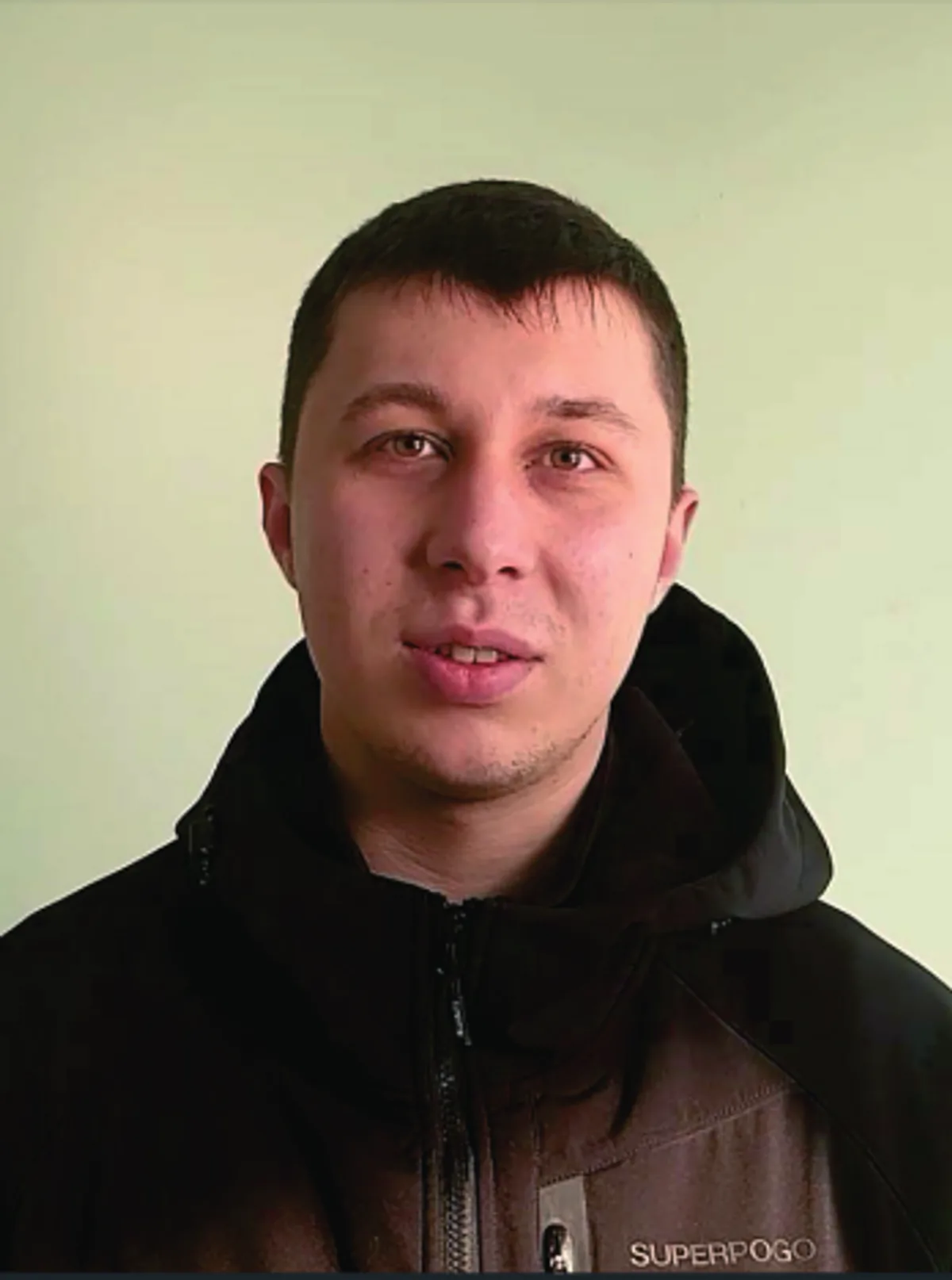 Ruslan'ın Eğitim Hayali: Ukrayna'daki Zorluklar ve Alternatif Çözümler Ruslan'ın Eğitim Hayali: Ukrayna'daki Zorluklar ve Alternatif Çözümler