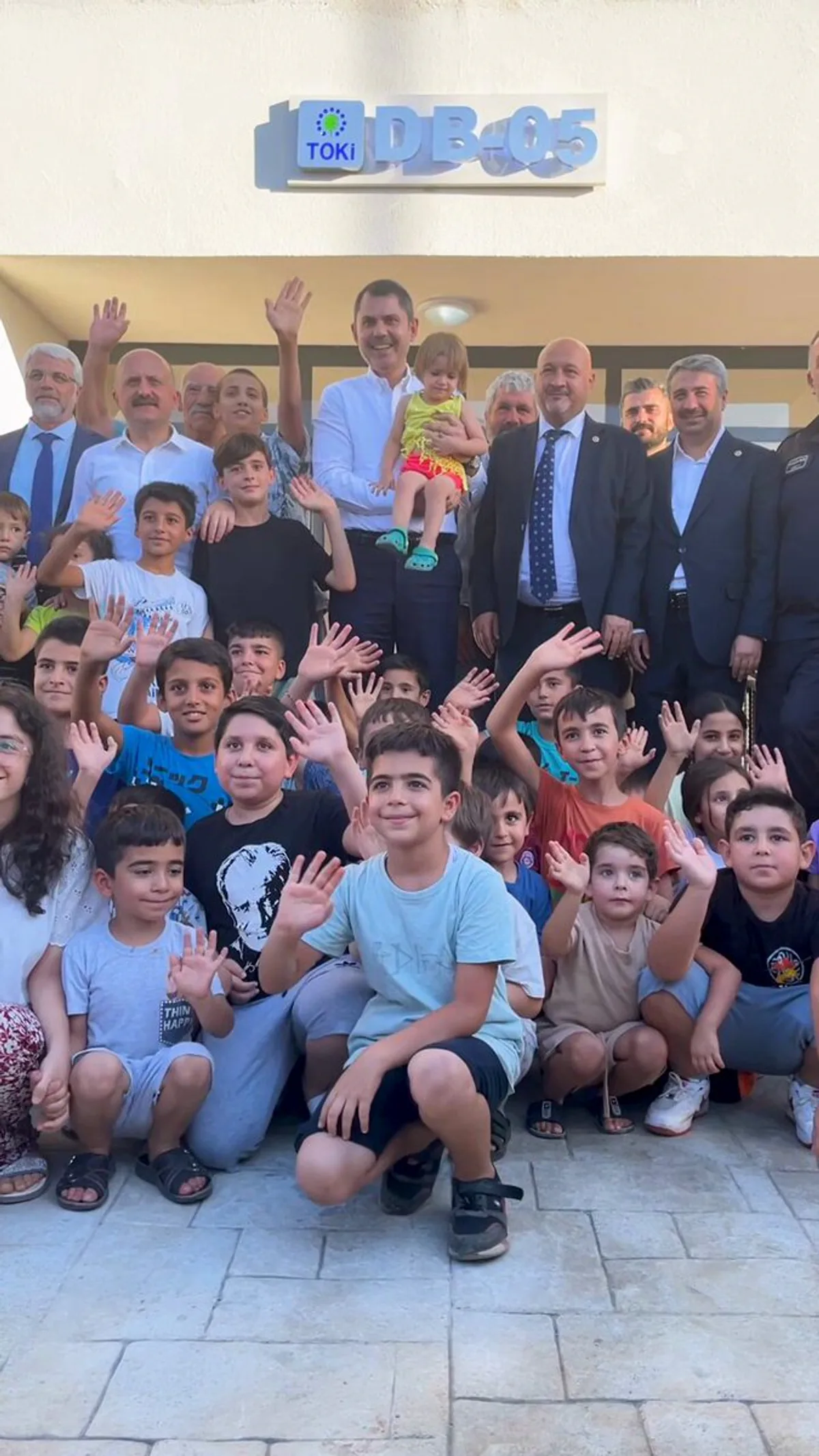 T.C. Çevre, Şehircilik ve İklim Değişikliği Bakanı Adıyaman'da Açıklamalarda Bulundu T.C. Çevre, Şehircilik ve İklim Değişikliği Bakanı Adıyaman'da Açıklamalarda Bulundu