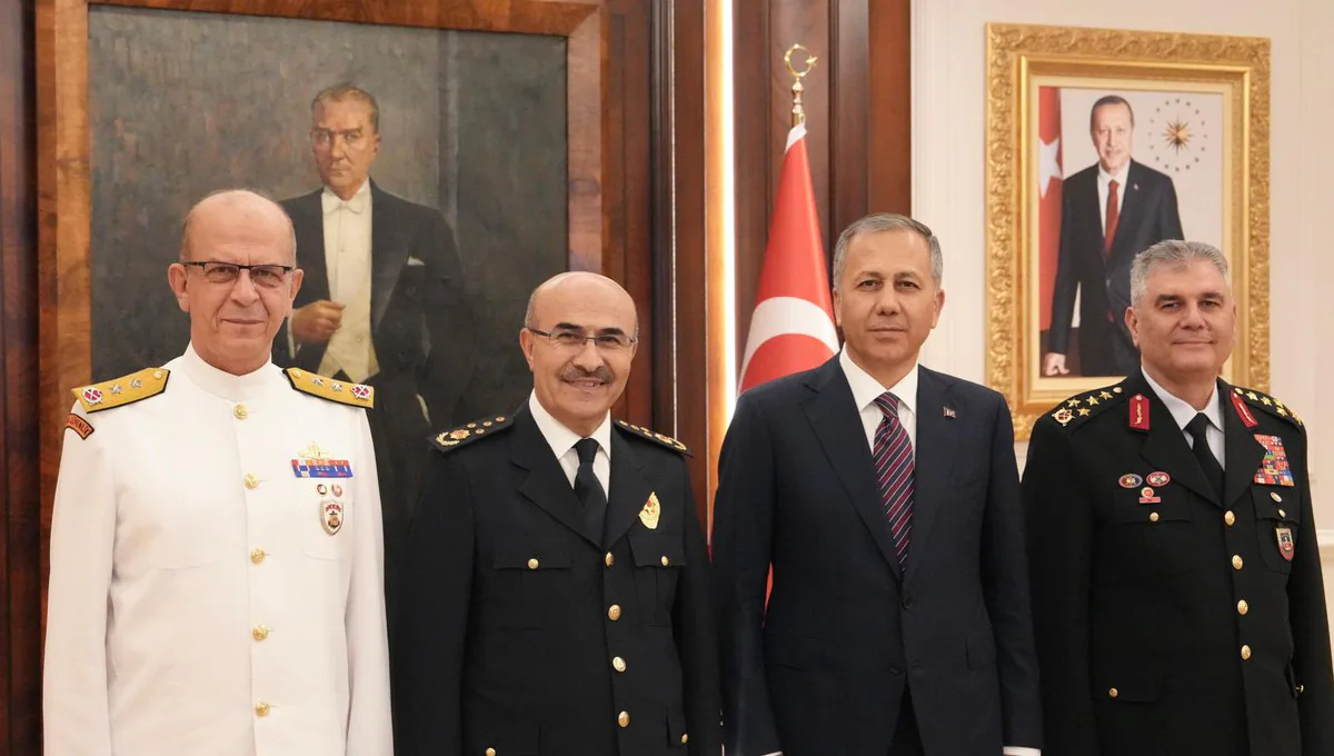 İçişleri Bakanı Ali Yerlikaya'dan Yeni Atamalar İçişleri Bakanı Ali Yerlikaya'dan Yeni Atamalar