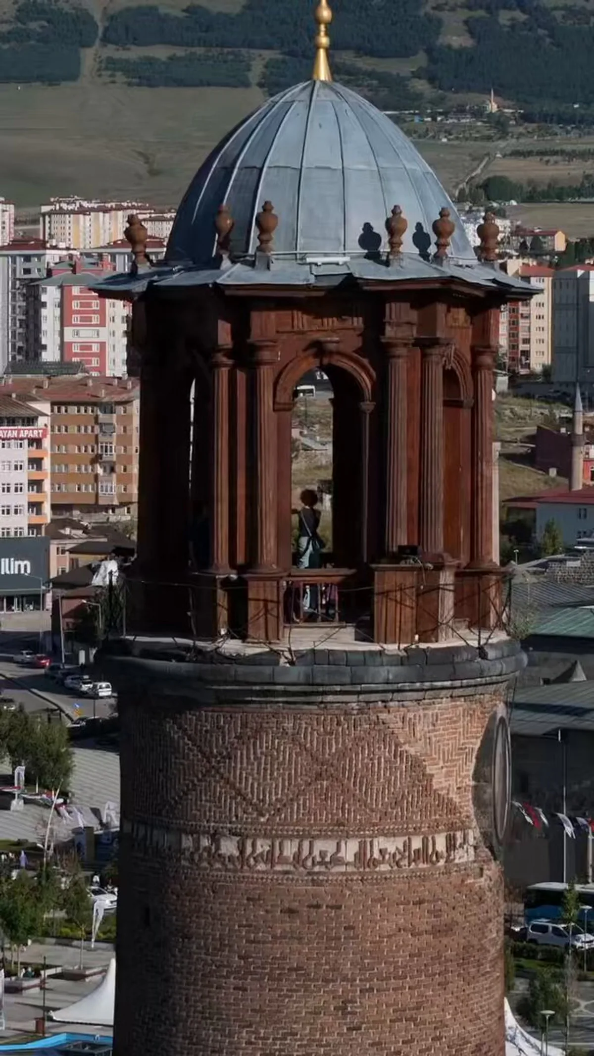 Erzurum Kültür Yolu Festivali'nde Konser Coşkusu Devam Ediyor Erzurum Kültür Yolu Festivali'nde Konser Coşkusu Devam Ediyor