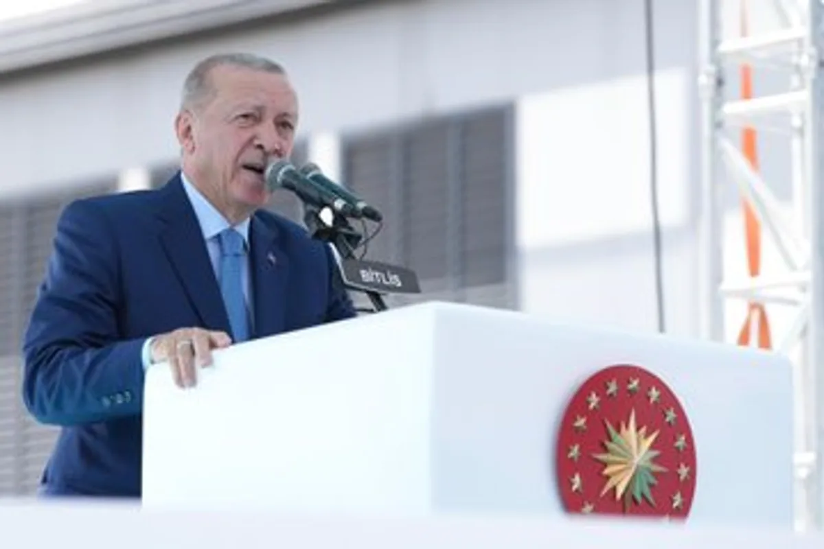 Cumhurbaşkanı Yardımcısı Cevdet Yılmaz, Malazgirt Zaferi’nin 953. yıl dönümü etkinliklerine katıldı Cumhurbaşkanı Yardımcısı Cevdet Yılmaz, Malazgirt Zaferi’nin 953. yıl dönümü etkinliklerine katıldı