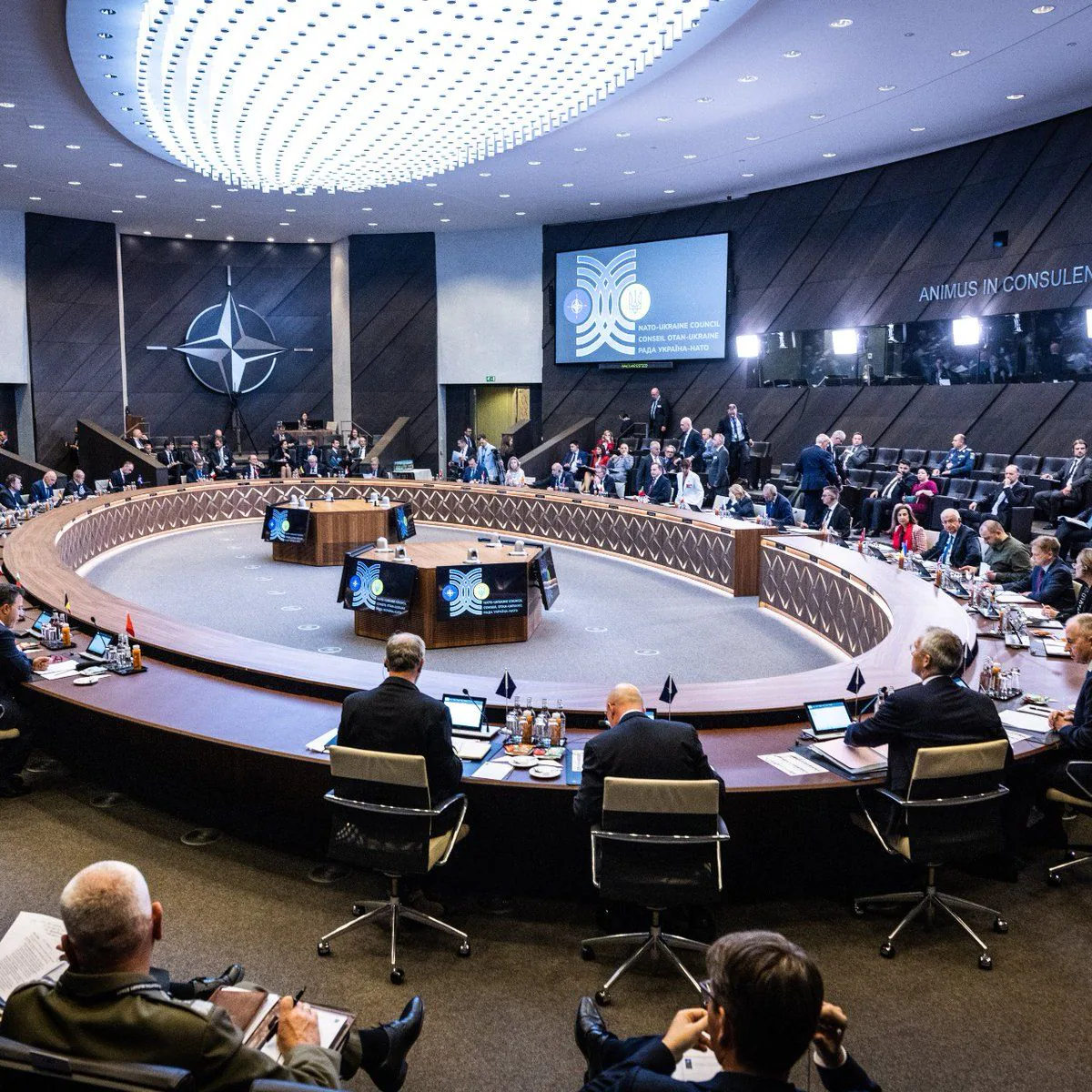 NATO ve Ukrayna, Rus Hava Saldırılarını Kınadı NATO ve Ukrayna, Rus Hava Saldırılarını Kınadı