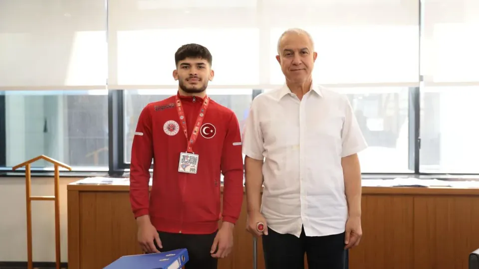 Alanya'nın Gururu Yusuf Kerim Çevik Kimdir? Dünya Şampiyonluğu Detayları görseli