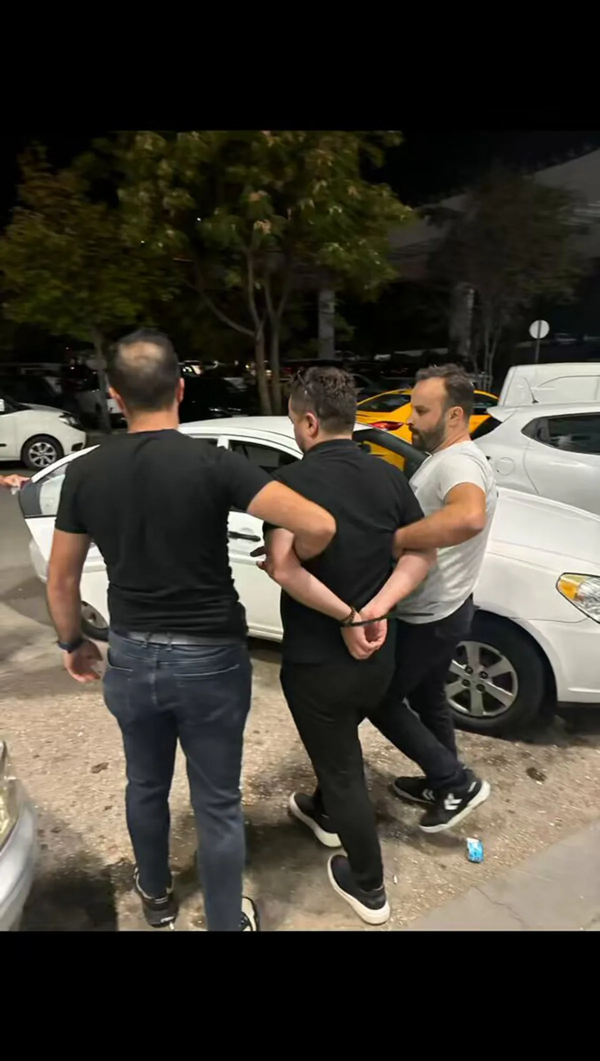 İçişleri Bakanı: Sosyal Medya Üzerinden Hakaret Eden Şahıs Yakalandı İçişleri Bakanı: Sosyal Medya Üzerinden Hakaret Eden Şahıs Yakalandı