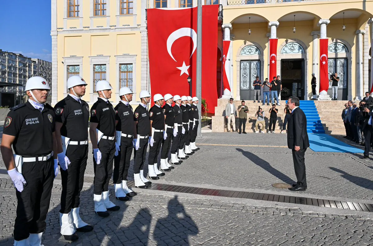Türkiye Cumhurbaşkanı Yardımcısı İzmir Enternasyonal Fuarı'nda Türkiye Cumhurbaşkanı Yardımcısı İzmir Enternasyonal Fuarı'nda