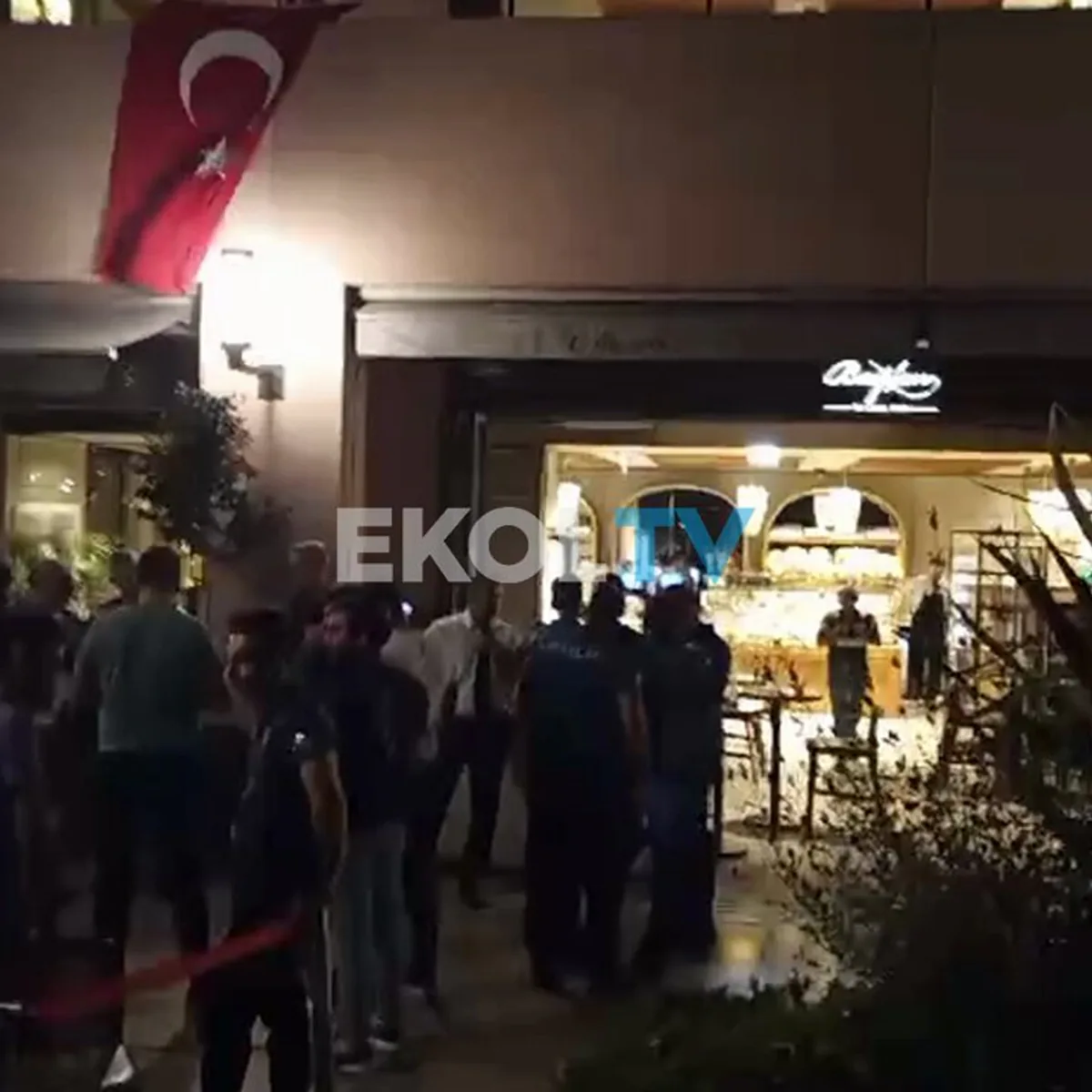 İstanbul'da Galataport Alışveriş Merkezi'nde Silahlı Saldırı İstanbul'da Galataport Alışveriş Merkezi'nde Silahlı Saldırı