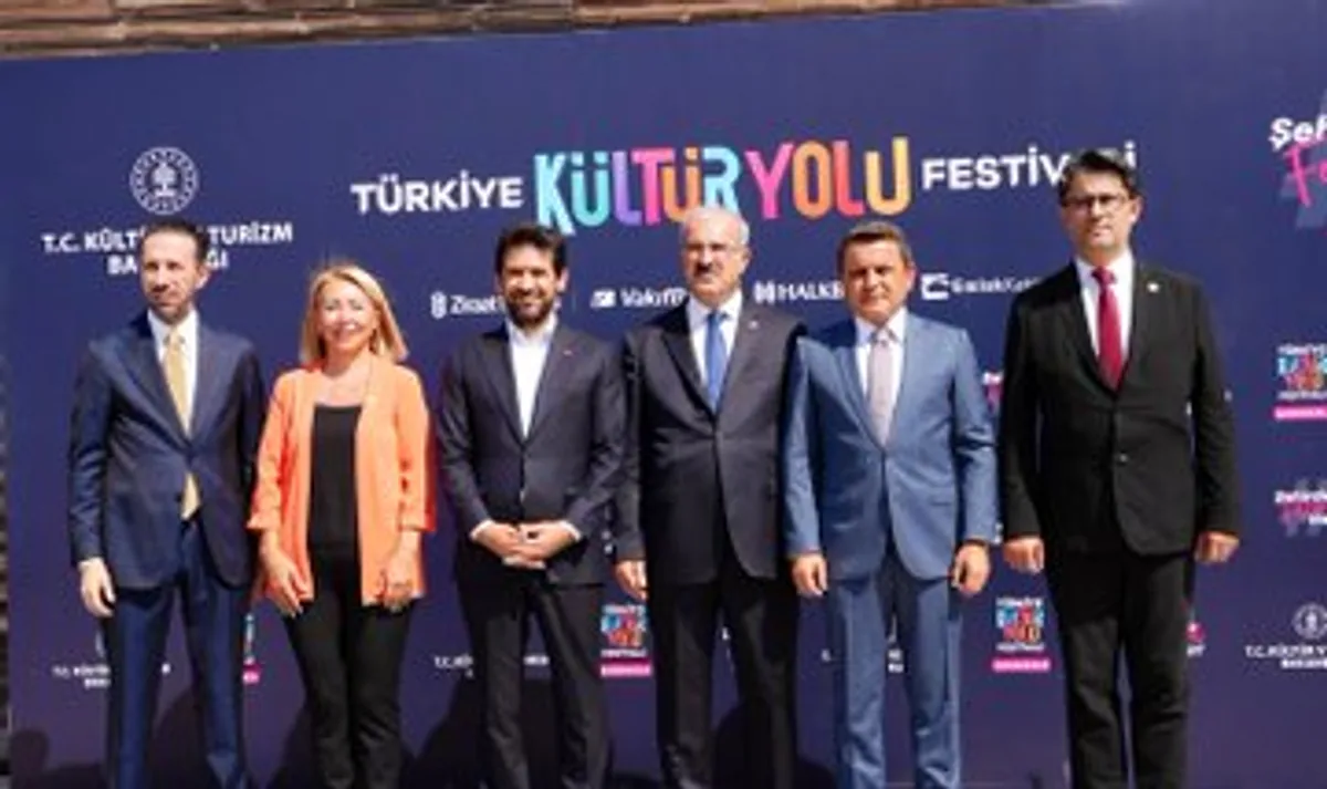 Türkiye Kültür Yolu Festivali, Çanakkale'de Coşkulu Bir Açılışla Başladı Türkiye Kültür Yolu Festivali, Çanakkale'de Coşkulu Bir Açılışla Başladı