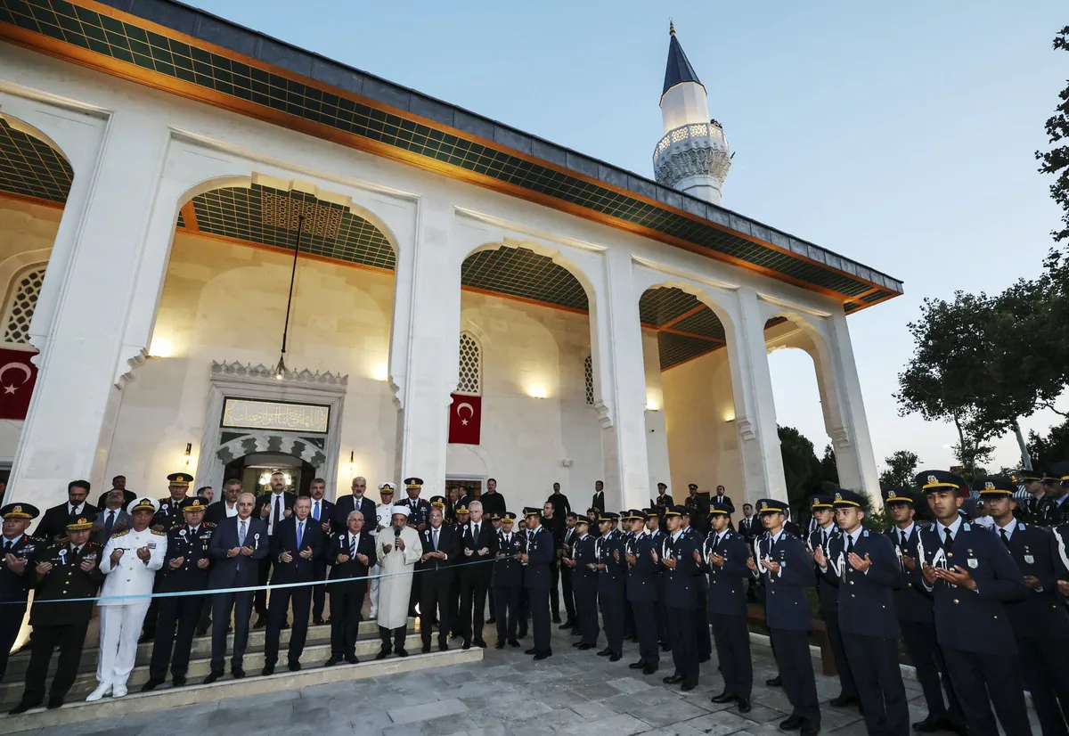TBMM Başkanı Numan Kurtulmuş Hava Harp Okulu Camii'nin Açılışına Katıldı TBMM Başkanı Numan Kurtulmuş Hava Harp Okulu Camii'nin Açılışına Katıldı