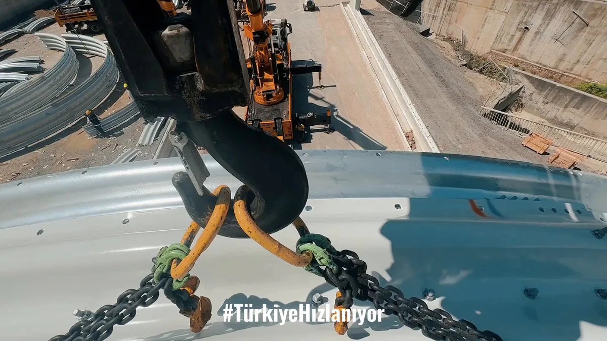 Ulaştırma ve Altyapı Bakanı Abdulkadir Uraloğlu, Bolu Dağı Tüneli'nin Uzatma Çalışmalarının Başladığını Duyurdu Ulaştırma ve Altyapı Bakanı Abdulkadir Uraloğlu, Bolu Dağı Tüneli'nin Uzatma Çalışmalarının Başladığını Duyurdu