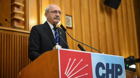 CHP'de 'kirli ve şaibeli' çizgisi 3 yıl sonra: Kurultay öncesi disiplin arayışı