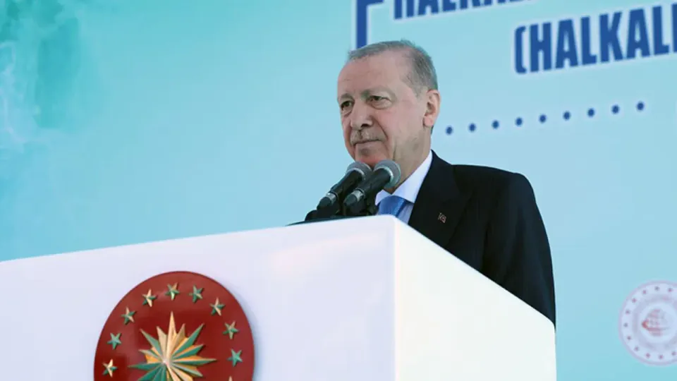 Türkiye'nin En Uzun ve En Hızlı Metrosu Açıldı: Halkalı-İstanbul Havalimanı Hattı görseli