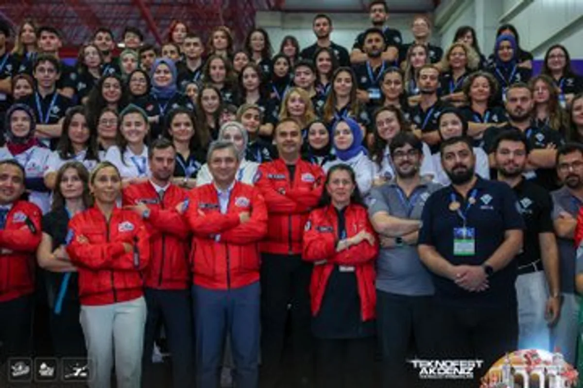 Türkiye'nin Geleceği İçin Gençlerle Buluşma Türkiye'nin Geleceği İçin Gençlerle Buluşma