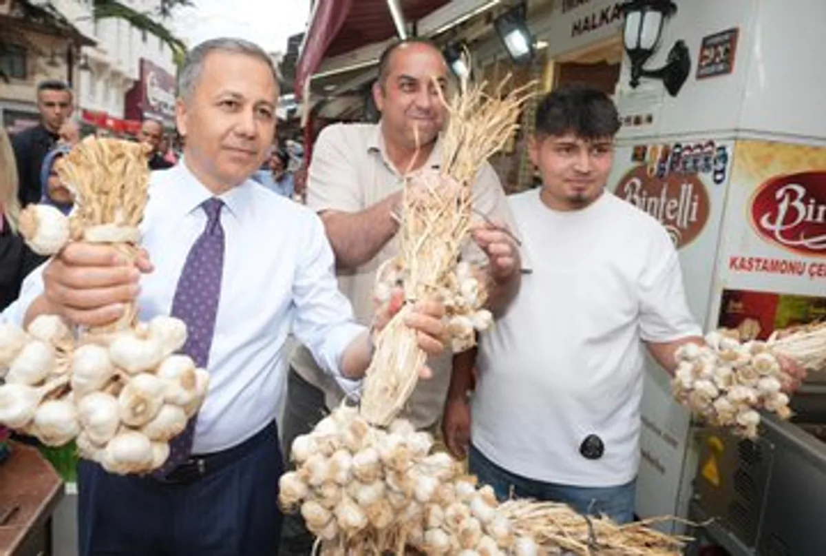 İçişleri Bakanı, Kastamonu'da Halkla Buluştu İçişleri Bakanı, Kastamonu'da Halkla Buluştu