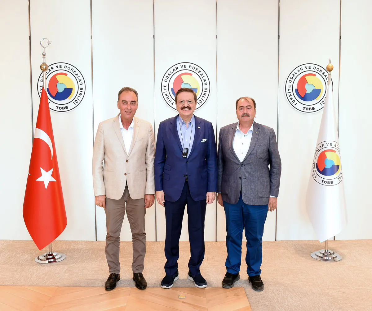 TOBB Başkanı Hisarcıklıoğlu, Burdur ve Bucak Ticaret Odası Başkanlarını Kabul Etti TOBB Başkanı Hisarcıklıoğlu, Burdur ve Bucak Ticaret Odası Başkanlarını Kabul Etti