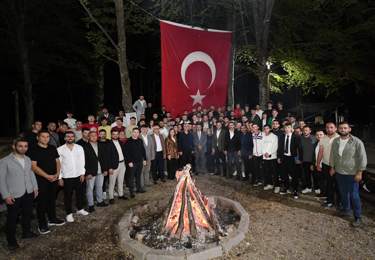 AK Parti İnsan Hakları Eğitim Kampı Kocaeli'de Gerçekleştirildi AK Parti İnsan Hakları Eğitim Kampı Kocaeli'de Gerçekleştirildi
