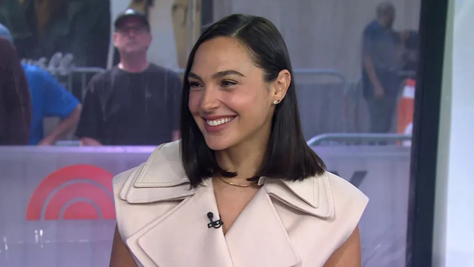 Gal Gadot: Wonder Woman'den 'Yeni Hollywood'a, DC'ye Dönüş Şartı ve 70 Milyon Dolarlık Teknoloji Hamlesi görseli