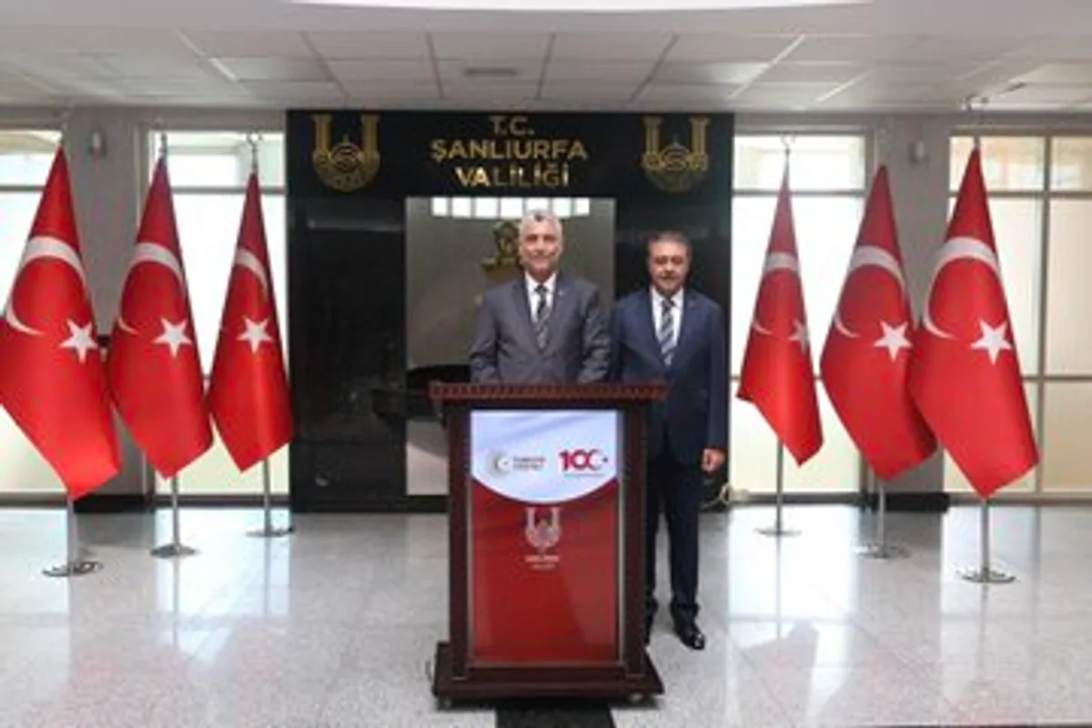 Ticaret Bakanı Şanlıurfa'da Bir Ziyaret Gerçekleştirdi Ticaret Bakanı Şanlıurfa'da Bir Ziyaret Gerçekleştirdi