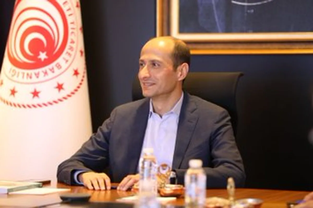 Kuru Meyve ve Mamulleri İhracatçıları Birliği Toplantısı Kuru Meyve ve Mamulleri İhracatçıları Birliği Toplantısı