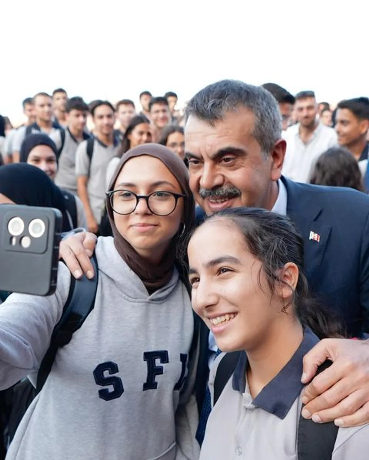 Milli Eğitim Bakanı Sinop Fen Lisesi'ni Ziyaret Etti Milli Eğitim Bakanı Sinop Fen Lisesi'ni Ziyaret Etti