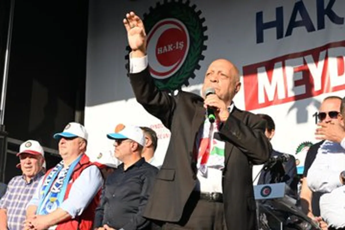 Emekçi Hakları İçin Meydanlardaydılar Emekçi Hakları İçin Meydanlardaydılar