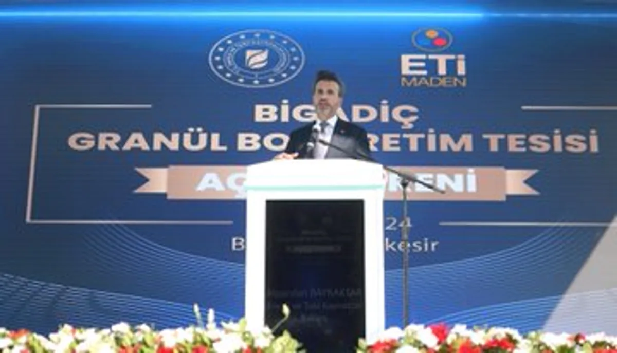 Enerji ve Tabii Kaynaklar Bakanı Alparslan Bayraktar, Bigadiç'te Granül Bor Üretim Tesisi Açılışını Gerçekleştirdi Enerji ve Tabii Kaynaklar Bakanı Alparslan Bayraktar, Bigadiç'te Granül Bor Üretim Tesisi Açılışını Gerçekleştirdi