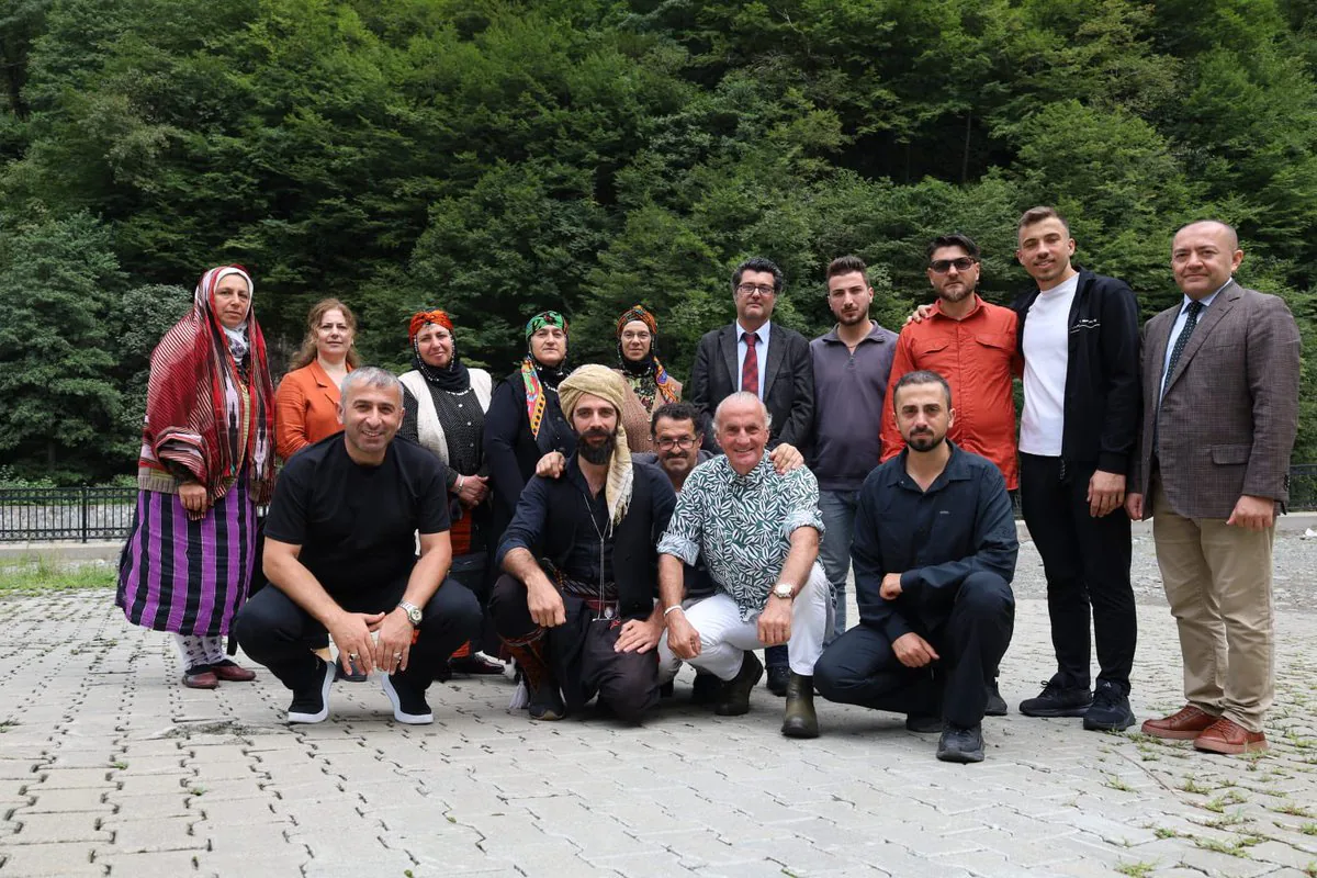 Yaylacılık ve Hayvan Göçü Türkiye'nin Kültürel Mirası Olarak UNESCO Listesine Dahil Edilecek Yaylacılık ve Hayvan Göçü Türkiye'nin Kültürel Mirası Olarak UNESCO Listesine Dahil Edilecek