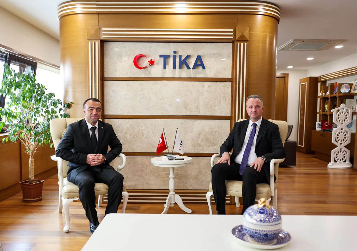 Erciyes Üniversitesi Tıp Fakültesi Çocuk Nöroloji Bilim Dalı Başkanı Prof. Dr. Mehmet Canpolat ve Ekibi TİKA Başkanı Serkan Kayalar'ı Ziyaret Etti Erciyes Üniversitesi Tıp Fakültesi Çocuk Nöroloji Bilim Dalı Başkanı Prof. Dr. Mehmet Canpolat ve Ekibi TİKA Başkanı Serkan Kayalar'ı Ziyaret Etti