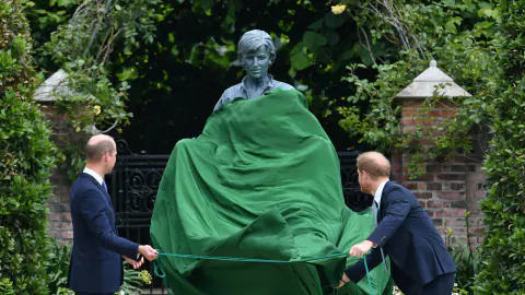 Prenses Diana'nın Boşanma Sürecine Dair Şaşırtıcı Detaylar Ortaya Çıktı