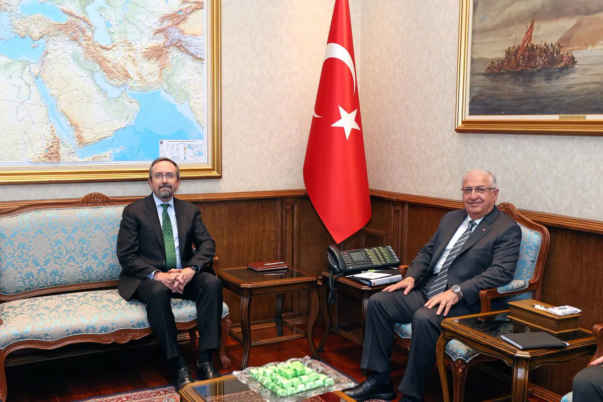 Millî Savunma Bakanı Yaşar Güler, ABD Siyasi İşler Müsteşar Vekili John Bass İle Görüştü Millî Savunma Bakanı Yaşar Güler, ABD Siyasi İşler Müsteşar Vekili John Bass İle Görüştü