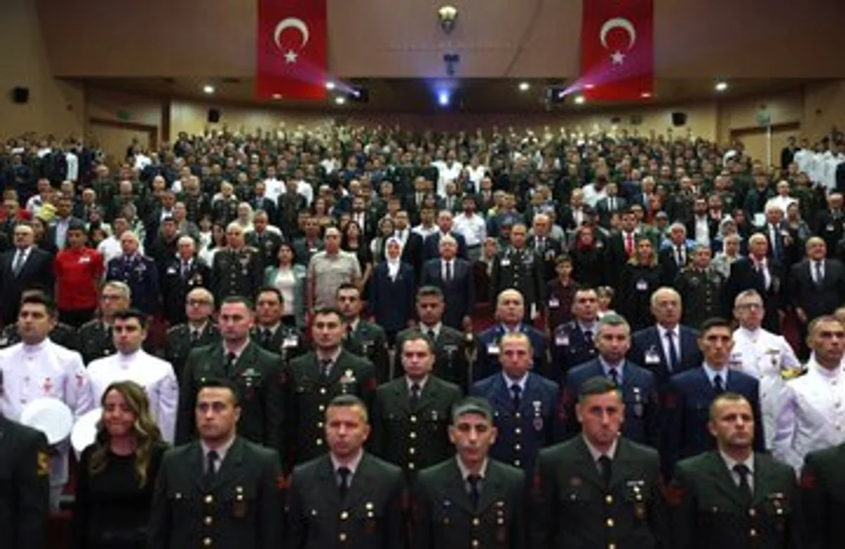 19 Eylül Gaziler Günü'nde Anlamlı Tören Gerçekleştirildi 19 Eylül Gaziler Günü'nde Anlamlı Tören Gerçekleştirildi