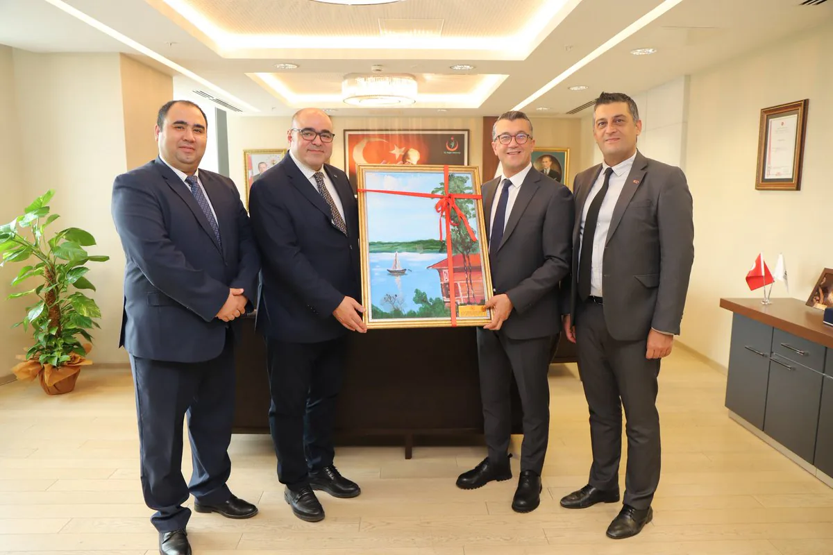 Üniversite Heyeti Türkiye Sağlık Enstitüleri Başkanlığı'nı Ziyaret Etti Üniversite Heyeti Türkiye Sağlık Enstitüleri Başkanlığı'nı Ziyaret Etti