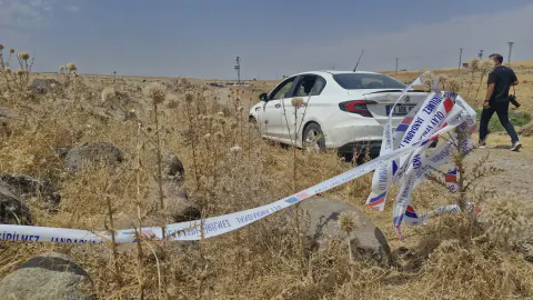 Diyarbakır'da Arazide Kadın Cesedi Bulundu: 2 Gözaltı